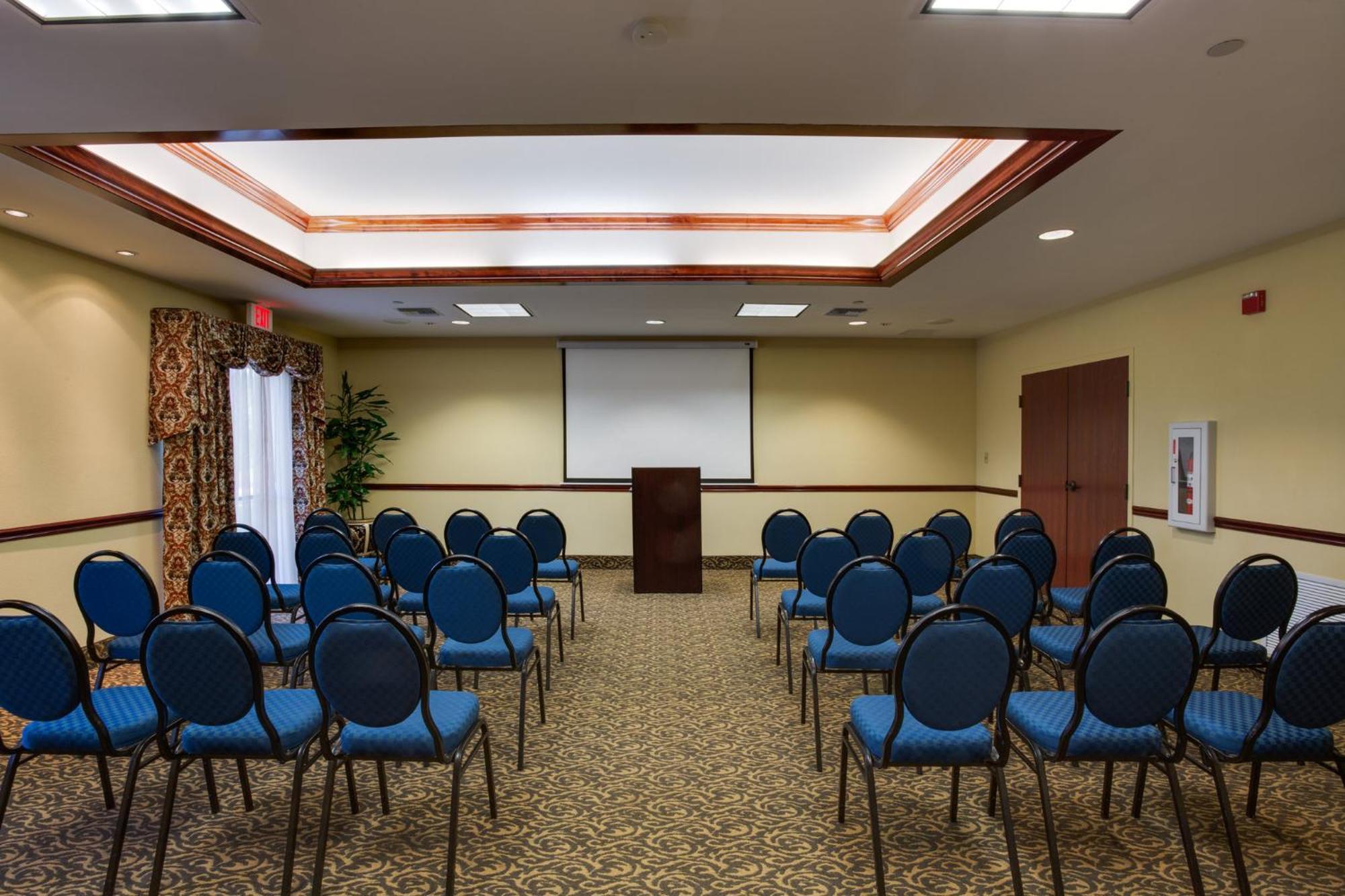 Holiday Inn Express & Suites Sebring By Ihg Exterior photo